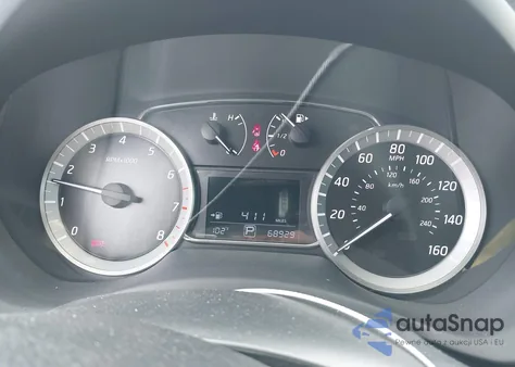 2015 Nissan Sentra Sr z USA, uszkodzony, nr VIN 3N1AB7AP0FY316583